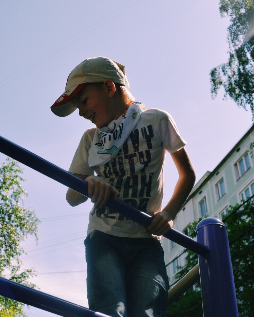 первая английская смена в Виктории (метро Отрадное, СВАО, Отрадная.16)